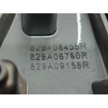 Recambio de guarnecido puerta trasera derecha para renault captur ii intens referencia OEM IAM 829A06741R  