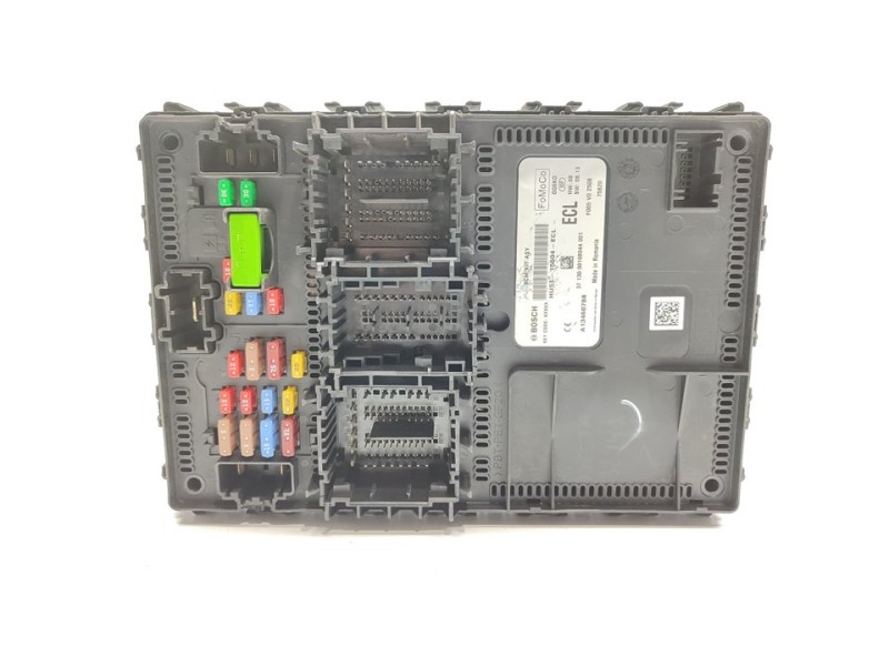 Recambio de caja reles / fusibles para ford fiesta (ce1) active referencia OEM IAM HU5T15604ECL  
