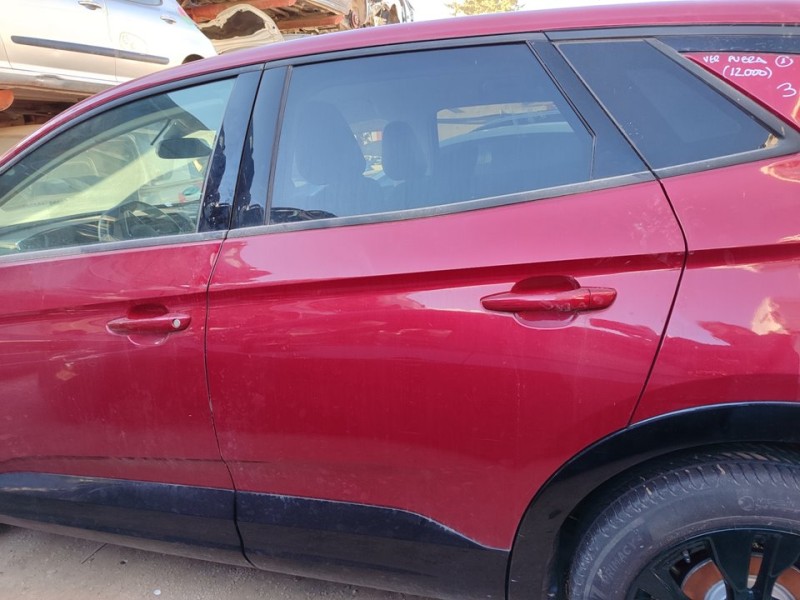 Recambio de puerta trasera izquierda para opel grandland x gs referencia OEM IAM 3551873  