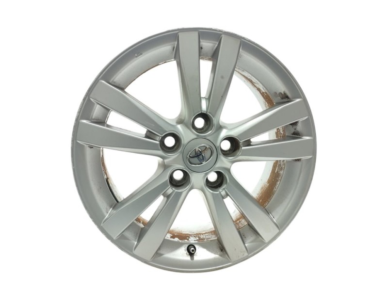 Recambio de llanta para toyota avensis (t27) active referencia OEM IAM 4261105330  