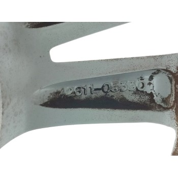 Recambio de llanta para toyota avensis (t27) active referencia OEM IAM 4261105330  