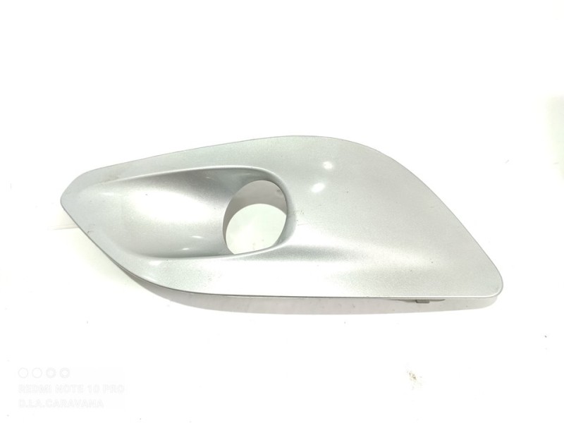 Recambio de rejilla paragolpes derecha para peugeot 308 sw active referencia OEM IAM AA36126150  