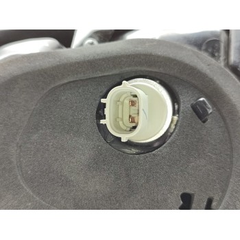 Recambio de piloto trasero izquierdo interior para toyota c-hr hybrid active referencia OEM IAM 81590F4010  