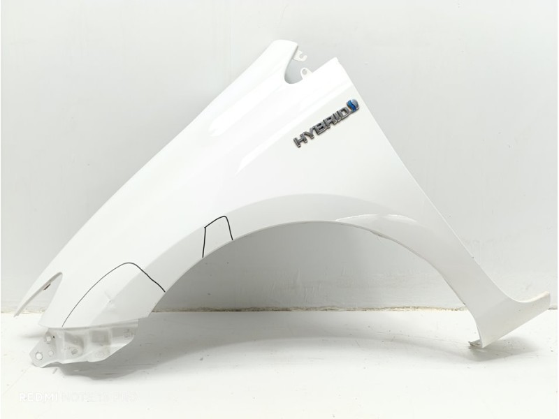 Recambio de aleta delantera izquierda para toyota auris touring sports (e18) hybrid active referencia OEM IAM 5381202340  