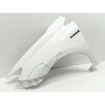 Recambio de aleta delantera izquierda para toyota auris touring sports (e18) hybrid active referencia OEM IAM 5381202340  