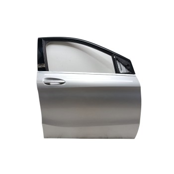 PUERTA DELANTERA DERECHA A2467200205 