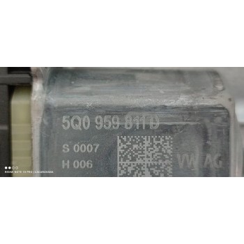 Recambio de elevalunas trasero izquierdo para volkswagen polo advance referencia OEM IAM 5Q0959811D  
