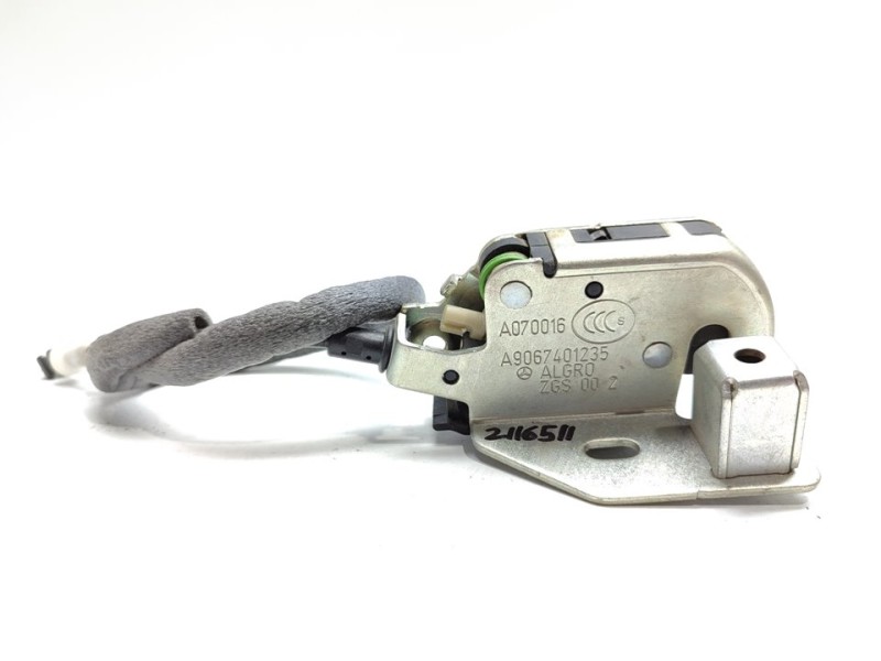 Recambio de cerradura puerta trasera izquierda para volkswagen crafter combi (2e) combi 30 referencia OEM IAM A9067401235  