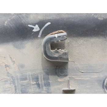 Recambio de aletin trasero derecho para peugeot 5008 allure referencia OEM IAM 9814070377  