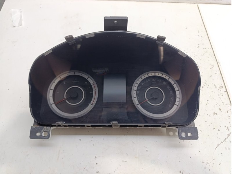 Recambio de cuadro instrumentos para ssangyong korando limited 4x2 referencia OEM IAM 8025034100  