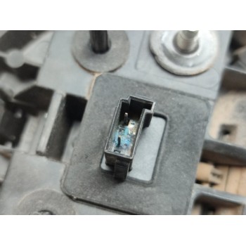 Recambio de maneta exterior porton para opel corsa e business referencia OEM IAM 13401592  