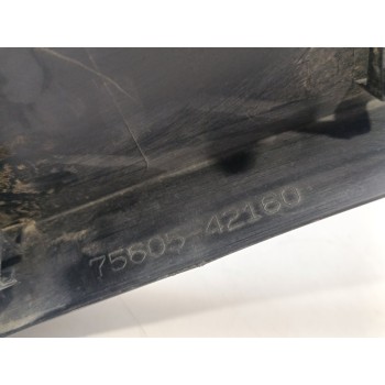 Recambio de aletin trasero derecho para toyota rav4 hybrid 4x2 advance referencia OEM IAM 7560542160  