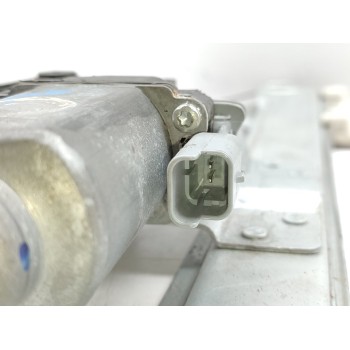 Recambio de elevalunas delantero derecho para peugeot partner kombi style referencia OEM IAM 9680557880  