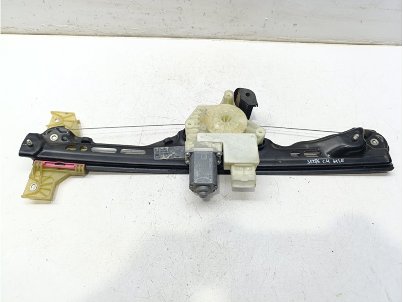 Recambio de elevalunas trasero izquierdo para citroën c4 picasso attraction referencia OEM IAM 9675288380  