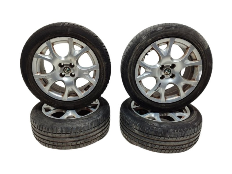 Recambio de juego llantas para alfa romeo mito (145) distinctive referencia OEM IAM 156089365  