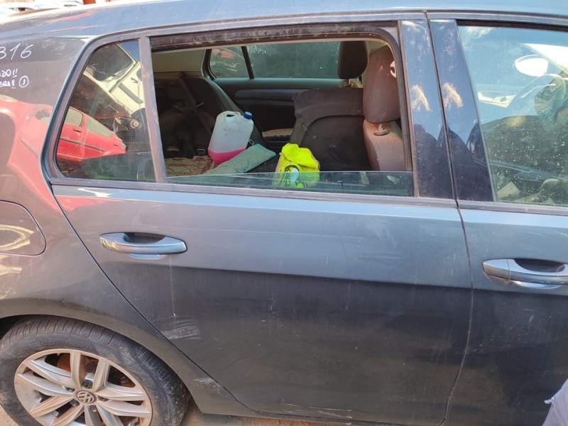 Recambio de puerta trasera derecha para volkswagen golf vii lim. (bq1) advance referencia OEM IAM 5G4833056AC  