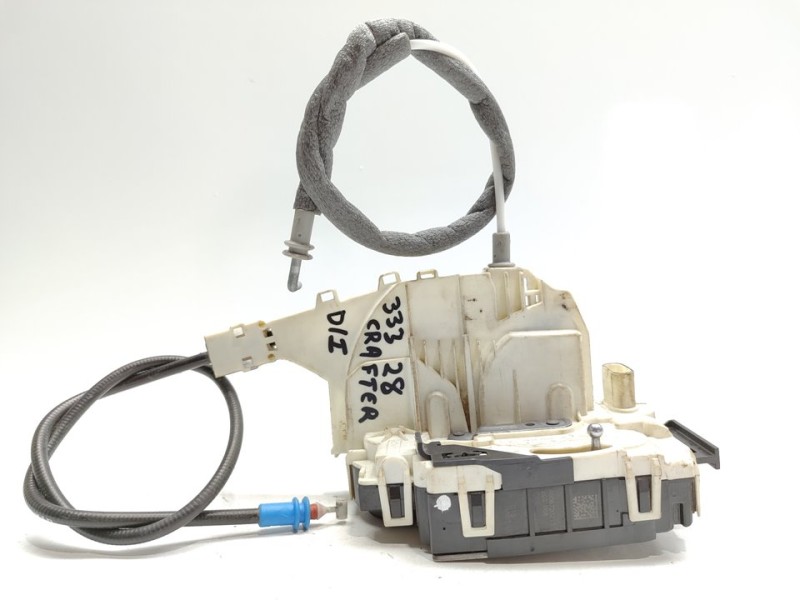 Recambio de cerradura puerta delantera izquierda para volkswagen crafter combi (2e) combi 30 referencia OEM IAM A9067202135  