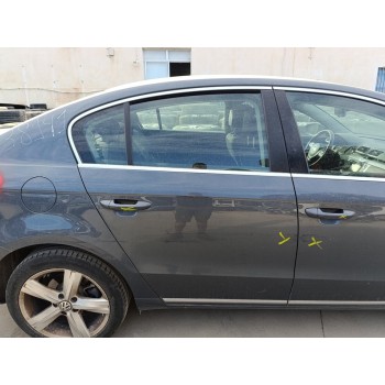 Recambio de puerta trasera derecha para volkswagen passat lim. (362) edition bluemotion referencia OEM IAM 3AE833056  