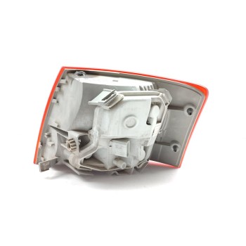 Recambio de piloto trasero izquierdo para audi a4 avant (8e) 2.0 tdi referencia OEM IAM 8E9945095E  