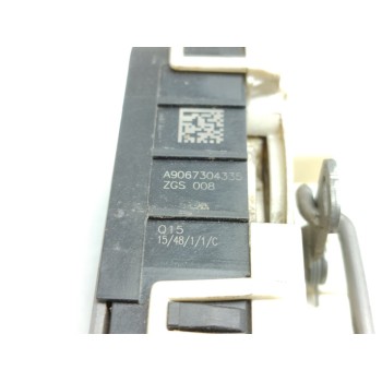 Recambio de cerradura puerta lateral derecha para volkswagen crafter combi (2e) combi 30 referencia OEM IAM A9067304335  