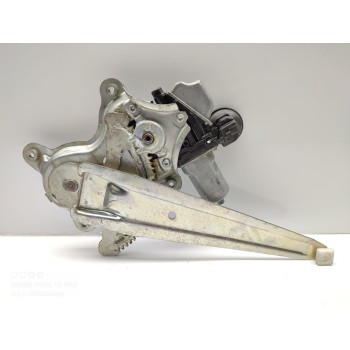 Recambio de elevalunas trasero derecho para lexus ct 200h referencia OEM IAM 6980322200  