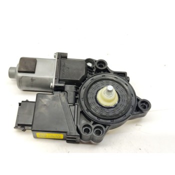 MOTOR ELEVALUNAS DELANTERO DERECHO 82460A6010 