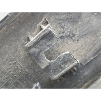 Recambio de aletin trasero derecho para ssangyong korando limited 4x2 referencia OEM IAM 795A034000  