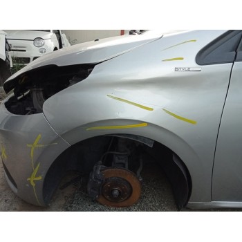 Recambio de aleta delantera izquierda para peugeot 208 style referencia OEM IAM 9672994980  