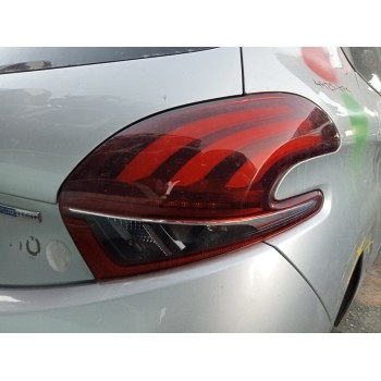 Recambio de piloto trasero derecho para peugeot 208 style referencia OEM IAM 9825601180  