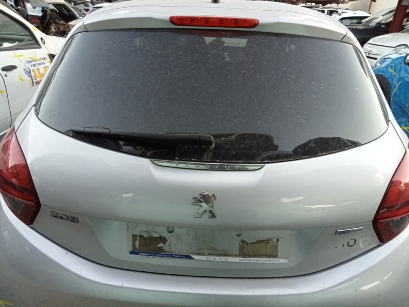 Recambio de porton trasero para peugeot 208 style referencia OEM IAM 9672664480  