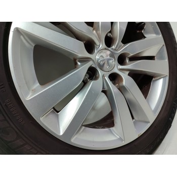 Recambio de llanta para peugeot 308 sw active referencia OEM IAM 9677989577  