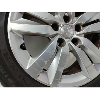 Recambio de llanta para peugeot 308 sw active referencia OEM IAM 9677989577  