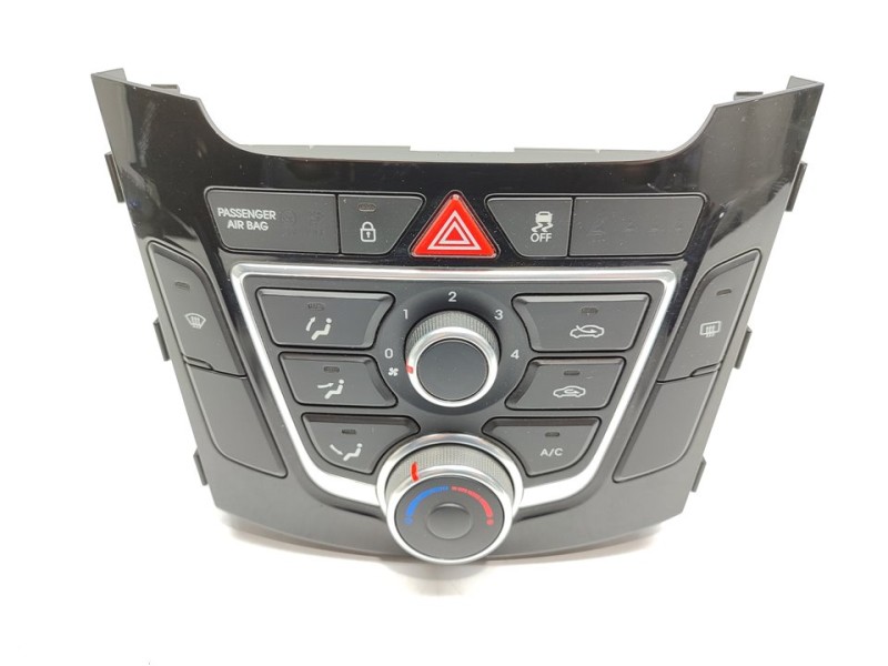 Recambio de mando climatizador para hyundai i30 (gd) classic referencia OEM IAM 97250A6040GU  