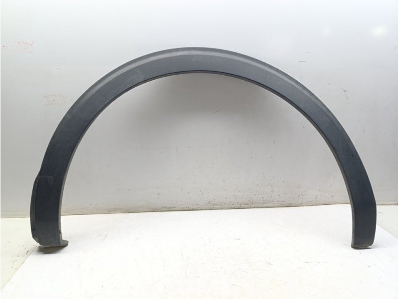 Recambio de aletin trasero izquierdo para peugeot 5008 allure referencia OEM IAM 9814071477  