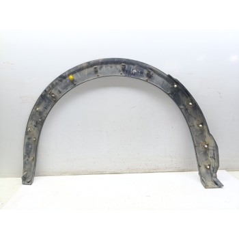 Recambio de aletin trasero izquierdo para peugeot 5008 allure referencia OEM IAM 9814071477  