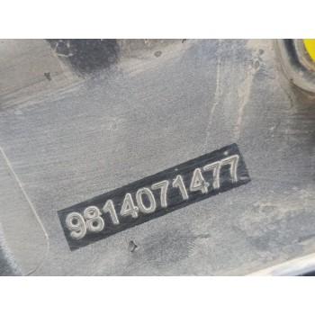 Recambio de aletin trasero izquierdo para peugeot 5008 allure referencia OEM IAM 9814071477  