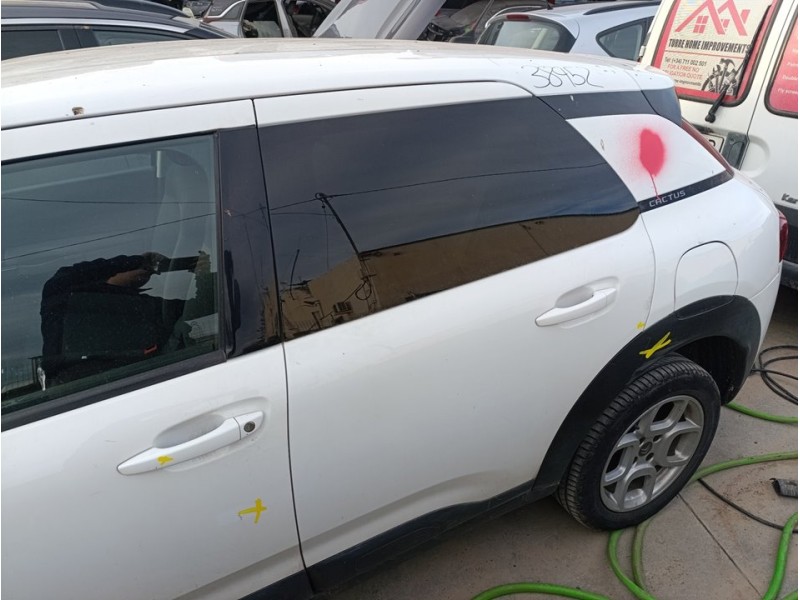 Recambio de puerta trasera izquierda para citroën c4 cactus business class referencia OEM IAM 9821336680  