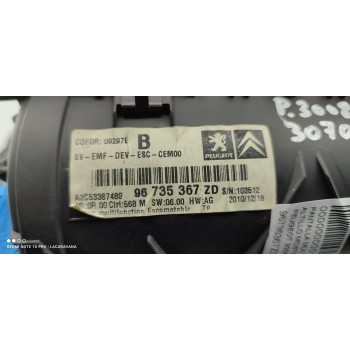 Recambio de pantalla multifuncion para peugeot 3008 access referencia OEM IAM 96735367ZD  