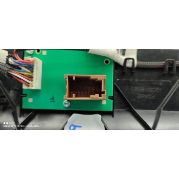 Recambio de pantalla multifuncion para peugeot 3008 access referencia OEM IAM 96735367ZD  