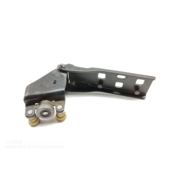 Recambio de soporte / guia puerta corredera para renault trafic furgón l1h1 2,9t referencia OEM IAM 777645238R  