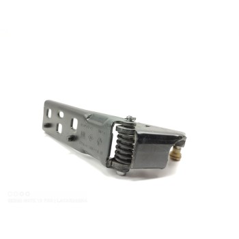 Recambio de soporte / guia puerta corredera para renault trafic furgón l1h1 2,9t referencia OEM IAM 777645238R  