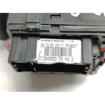 Recambio de mando limpia para dacia sandero comfort referencia OEM IAM 8201168008  