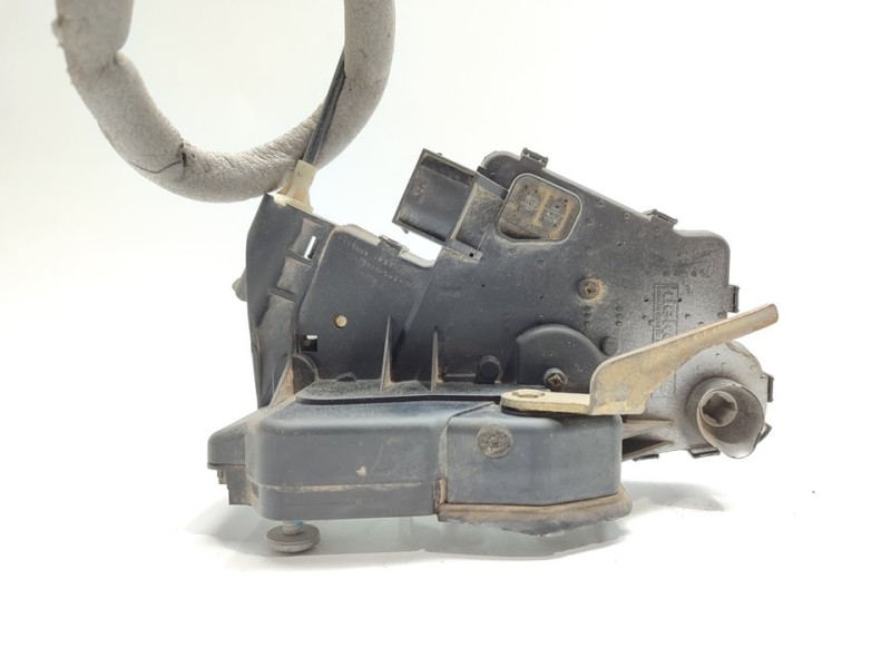 Recambio de cerradura puerta delantera izquierda para bmw serie 3 berlina (e46) 318i referencia OEM IAM FTL031  