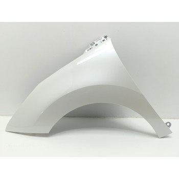 Recambio de aleta delantera izquierda para peugeot 5008 allure referencia OEM IAM 7840Y7  