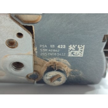 Recambio de cerradura puerta lateral derecha para citroën berlingo cuadro l1 referencia OEM IAM 828423  