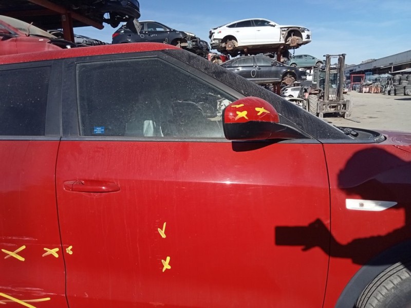 Recambio de puerta delantera derecha para ssangyong tivoli limited 4x2 referencia OEM IAM 6202135004  