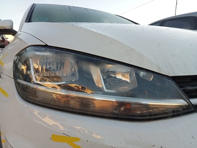 Recambio de faro derecho para volkswagen golf vii lim. (bq1) edition referencia OEM IAM 5G1941006D  