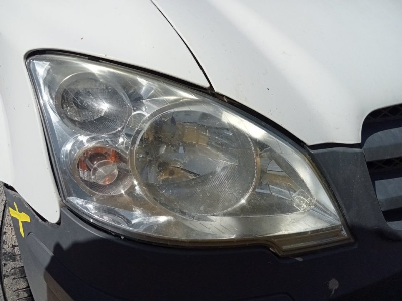 Recambio de faro derecho para mercedes-benz vito kasten (639) 113 cdi effect lang (639.603) referencia OEM IAM A6398201961  