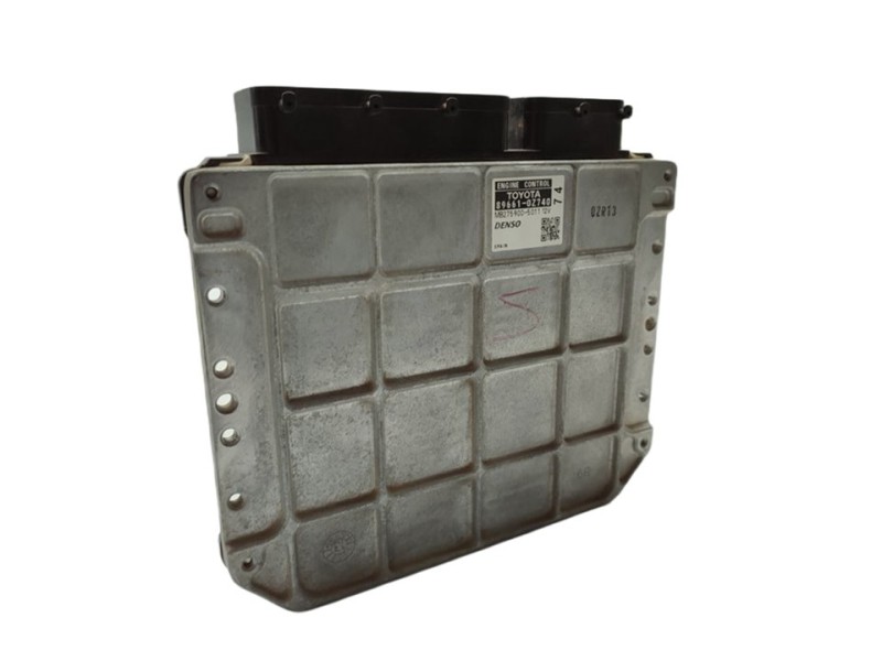 Recambio de centralita motor uce para toyota auris active referencia OEM IAM 896610Z740  