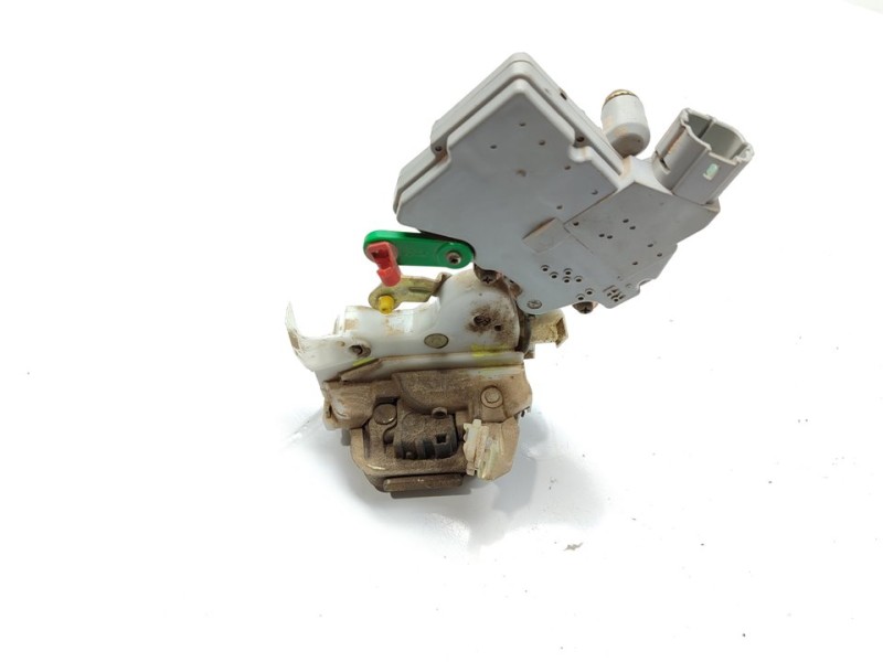 Recambio de cerradura puerta trasera derecha para nissan terrano/terrano.ii (r20) aventura referencia OEM IAM 825527F610  